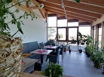 Blick ins Kuhcafé Kauern