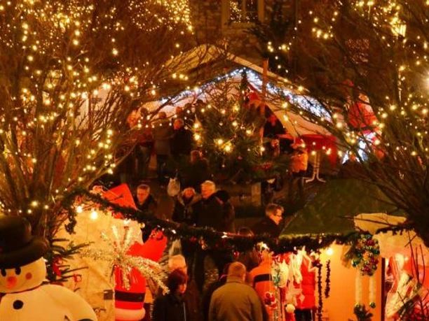 Weihnachtsmarkt auf dem Alten Markt