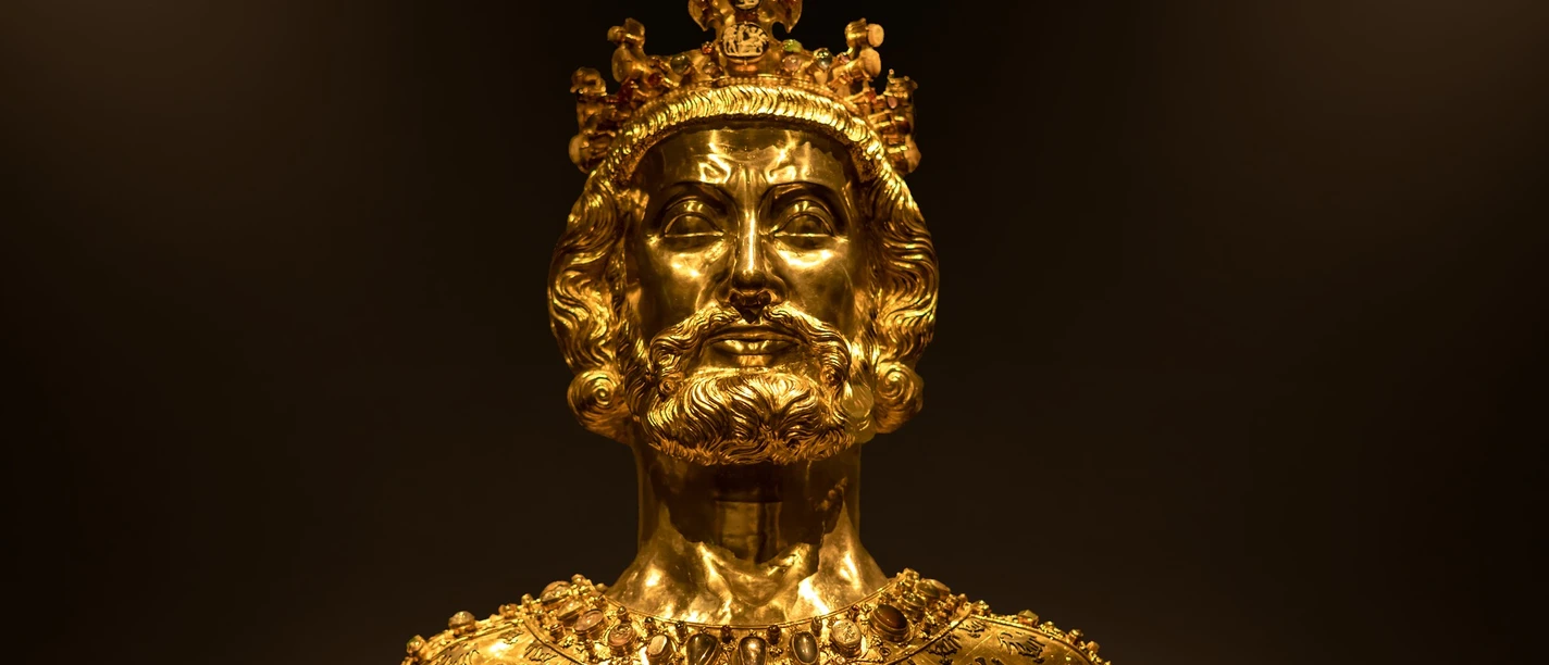 Goldene Büste von Kaiser Karl.