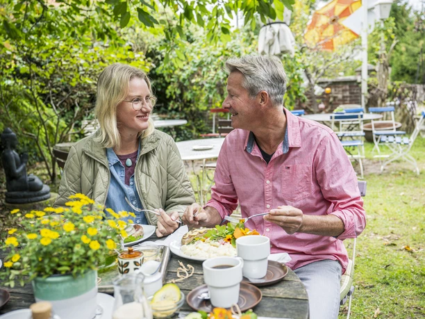 Im Garten des Café Plan B in Stiepelse Im Garten des Café Plan B in Stiepelse