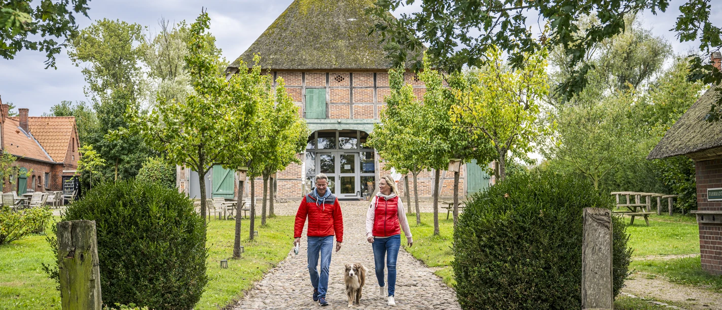 Toeristische informatie en biosfeercentrum Amt Neuhaus Toeristische informatie en biosfeercentrum Amt Neuhaus