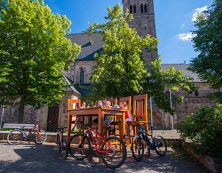 Rastplatz vorm Dom
