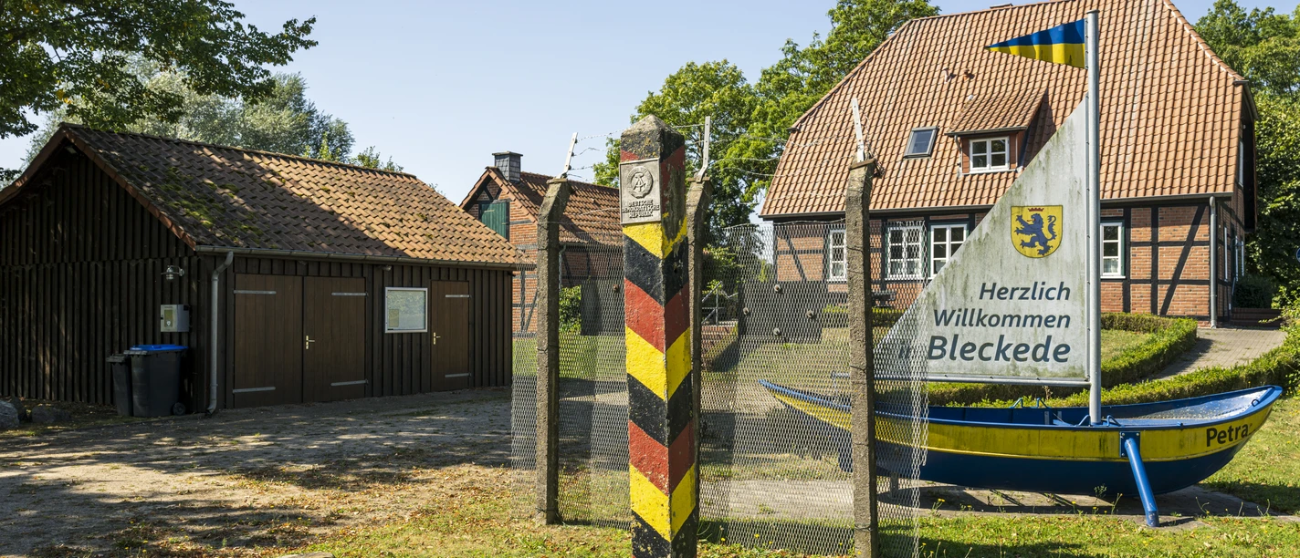 Grens tentoonstelling en pension Alte Schule Grens tentoonstelling en pension Alte Schule