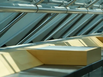 LVZ-Kuppel: Eventlocation mit Tagungsraum und Sitzgelegenheiten an den Seiten für Ihre Tagung & Konferenz in Leipzig LVZ-Kuppel: Eventlocation mit Tagungsraum und Sitzgelegenheiten an den Seiten für Tagung & Konferenz Leipzig ConventionLVZ-Kuppel: venue with meeting room and seating along the sides for meeting & conference Leipzig convention