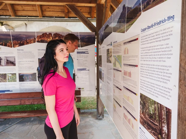 Infopavillon in Krippen