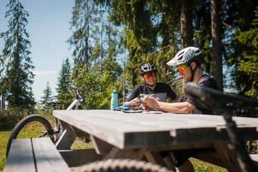 Verschnaufpause während dem Biken im Entlebuch.