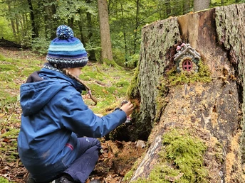 Wichtelpfad mit Kind