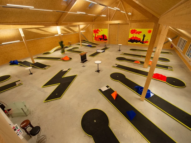 Indoor_Minigolf_Publikumsgolf_Rottal_02.jpg