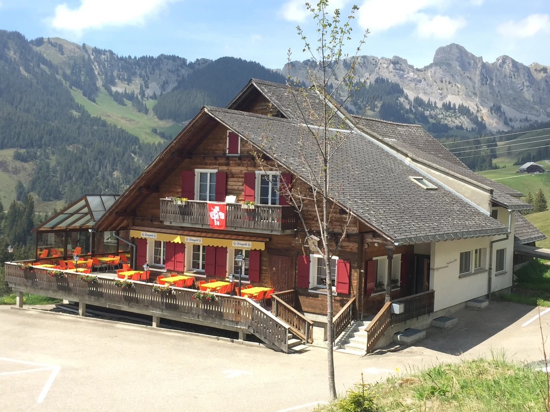 Alprestaurant Stäldeli Sommer.jpg