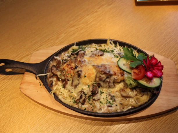 Pfannengericht im Restaurant Flößerstube Muldenberg