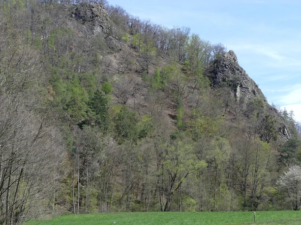 Bilsteinklippen im Frühjahr