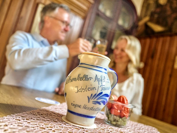 Gemütlichkeit im Felsenkeller Idstein