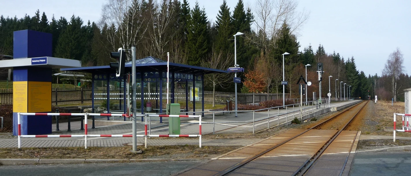 Bahnhaltestelle Floßplatz Muldenberg