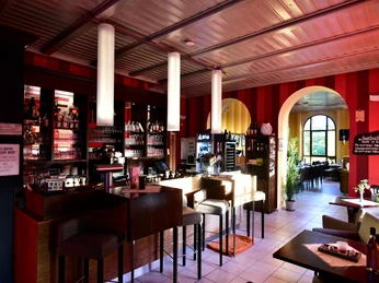 Bar Restaurant "Zum Schlossturm"