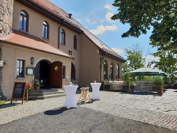 Außenansicht Restaurant "Zum Schlossturm"