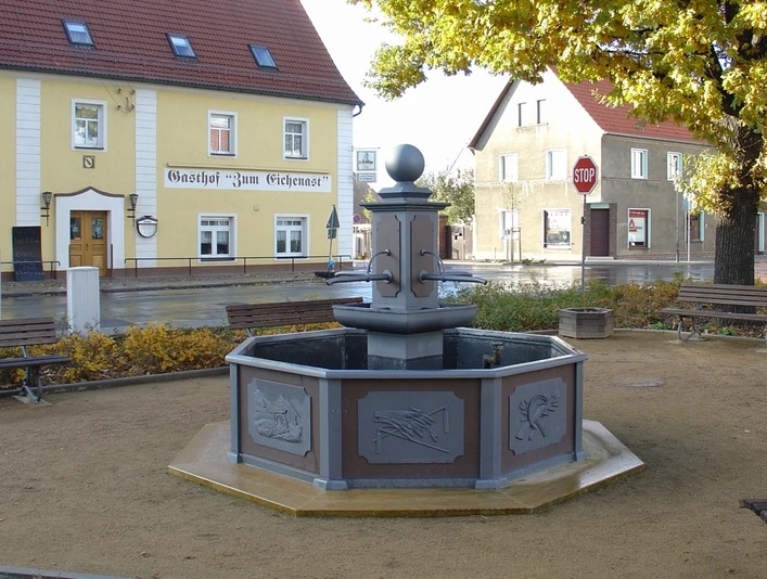 Löbnitz - Dorfplatz