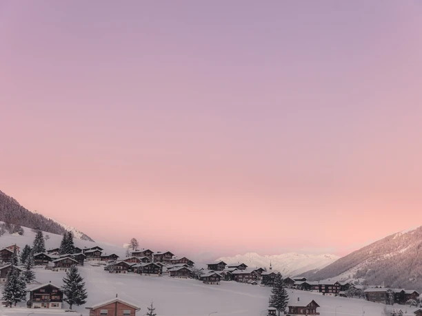 Ritzingen beim Sonnenuntergang