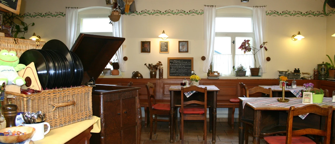 Blick in das Gasthaus Grünes Tal