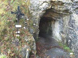 Eingang zum Tunnel.