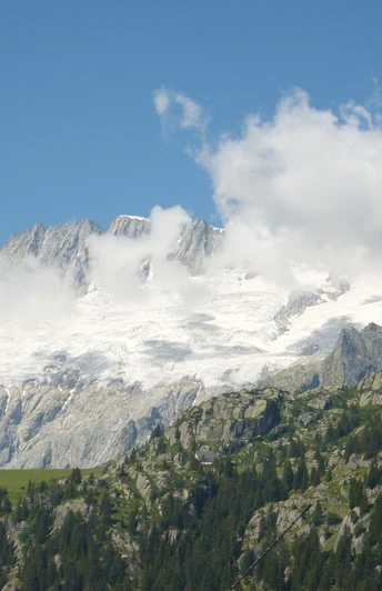 Die imposante Bergkette des Dammastocks