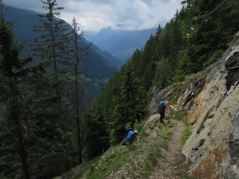 Weg vom Waldiberg Richtung Golzeren
