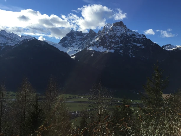 Schöne Aussichten vom Altdorfer Bannwand aus