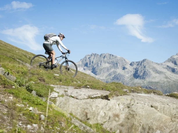 Witenwasseren-Bike-Tour: Umringt von einer herrlichen Bergwelt