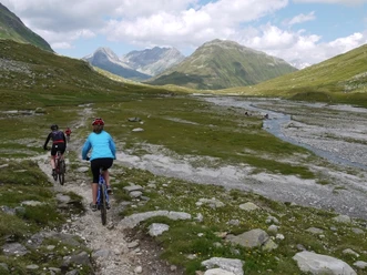 Biketour Maighelspass: Durch das Val Maighels die Natur geniessen!