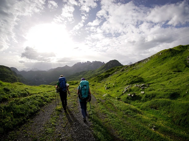 Eine wunderschöne Sicht begleitet uns während der ganzen Tour von Biel nach Ratzi