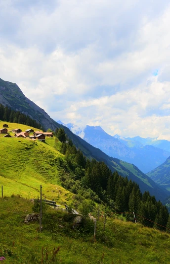 Blick hinaus auf die Alp Wannelen