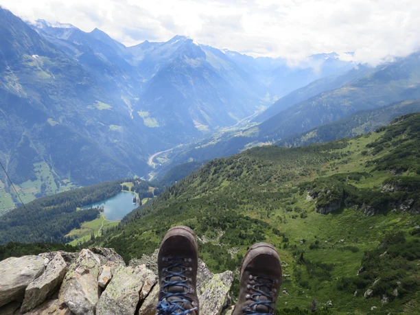 Der Blick zurück zum Arnisee