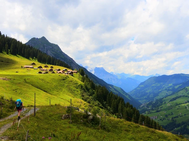 Blick von Nideralp Richtung Wannelen