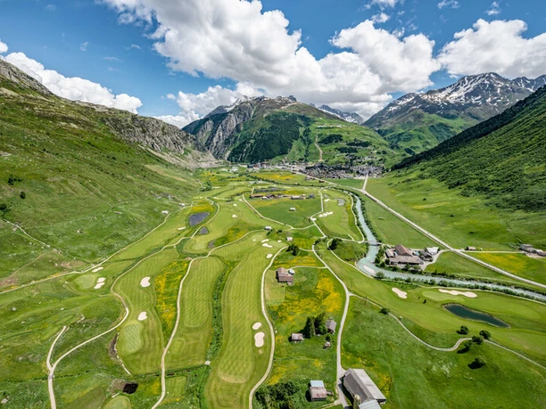 Golfplatz von oben
