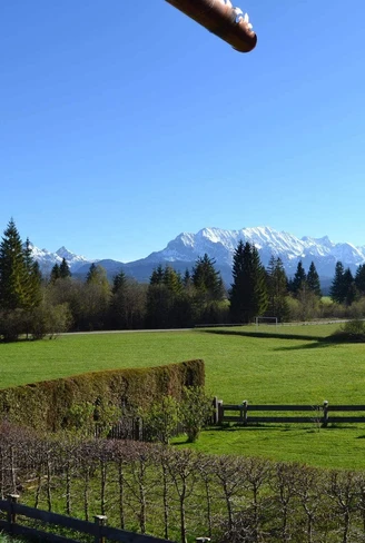 Blick vom Süd-Westbalkon mit wunderbarem Bergblick