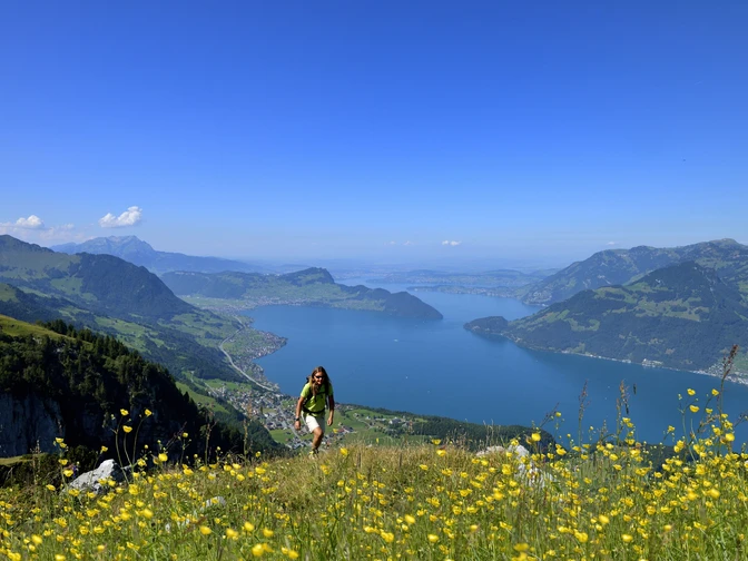 Vorbei an der Alp Tritt zum Niederbauen-Chulm