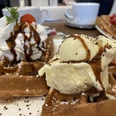 Waffel mit Eis & Sahne Waffel mit Eis & Sahne