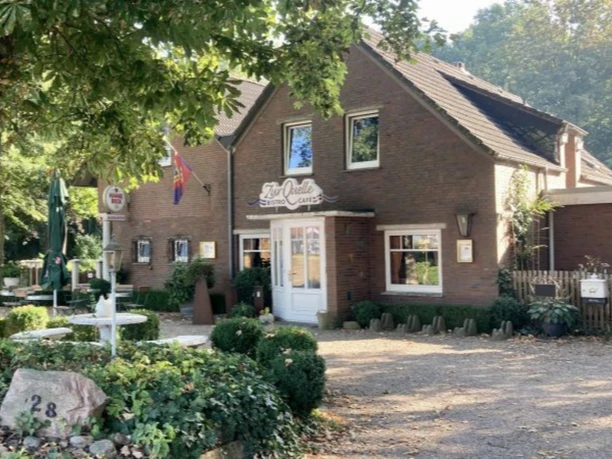 Zur Quelle_Aussenansicht.jpg