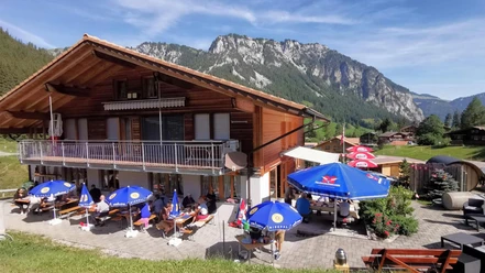 camping-eggmatte-schwenden-terrasse-sommer.jpg