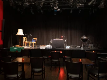 Stalburg Theater Blick vom Zuschauerraum zur Bühne