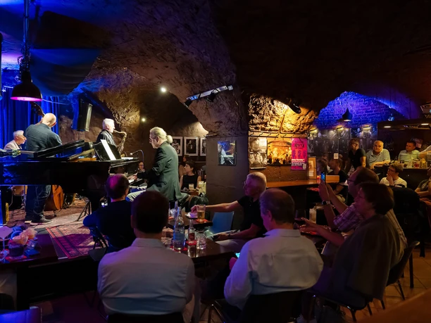Jazzkeller Jazzkeller gut besuchtes Konzert