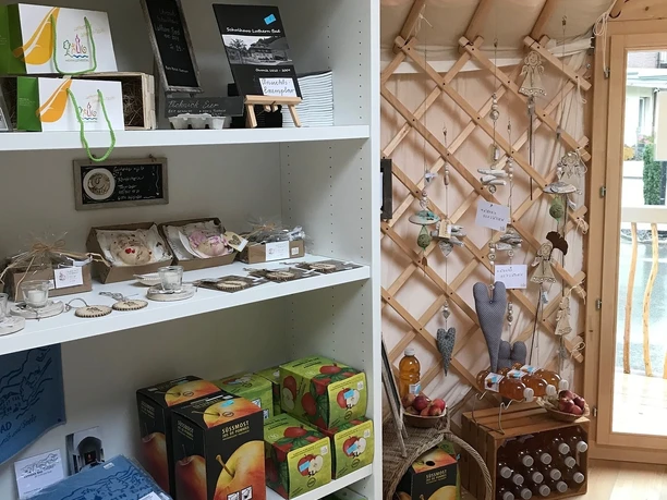 Luther Lädeli in der Jurte