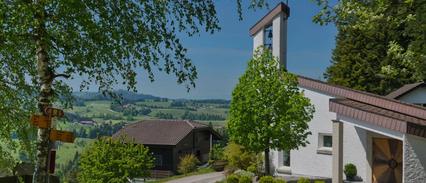 Die moderne Kapelle St. Joder 945 m