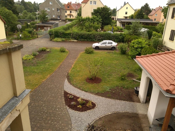 Parkflächen (für 3 Pkw)