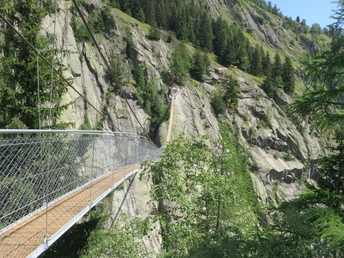 Fiescheralp - Burghütte Fieschertal - Aspi-Titter Hängebrücke - Bellwald