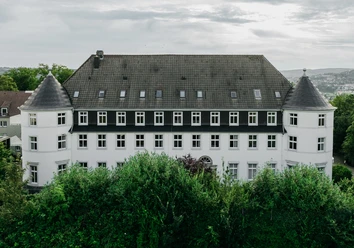 Außenansicht Haupthaus