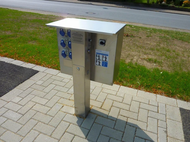 Wohnmobilstellplatz Versorgungsstation