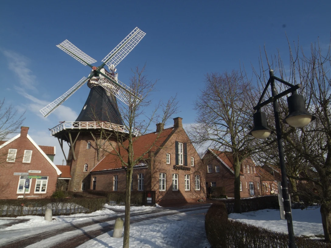 Mühle in Ditzum Mühle in Ditzum mit Müllerhaus