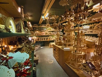 Fachgeschäft Erzgebirgische Volkskunst Schmidt