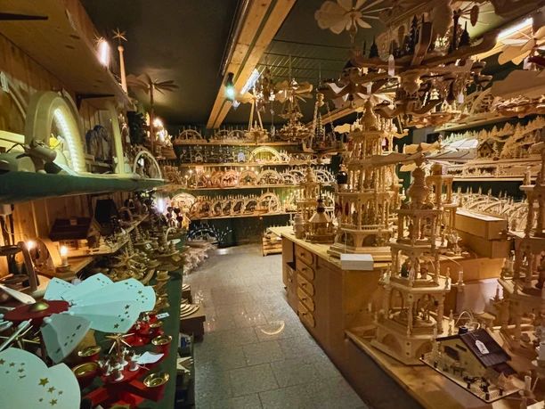 Fachgeschäft Erzgebirgische Volkskunst Schmidt