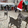 Weihnachtsmarkt - Ernst-Reuter-Platz Das Bild zeigt Rentiere aus Metall auf dem Ernst-Reuter-PlatzThe picture shows metal reindeer on Ernst-Reuter-PlatzBilledet viser rensdyr af metal på Ernst-Reuter-PlatzDe foto toont metalen rendieren op Ernst-Reuter-Platz